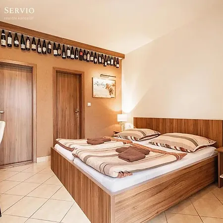 Penzion U Kočky Mutěnice Exterior foto